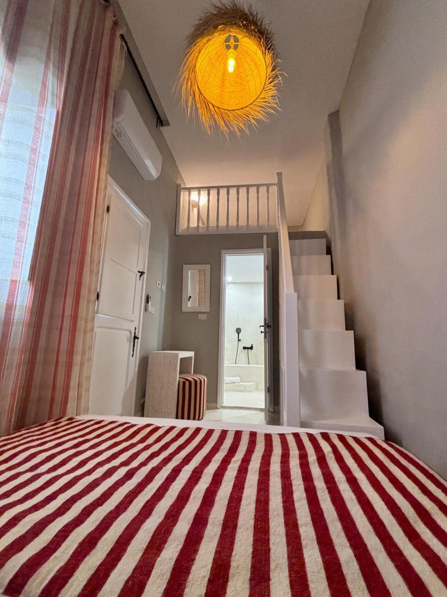 Bed and Breakfast Dar Antonia Сус Екстер'єр фото